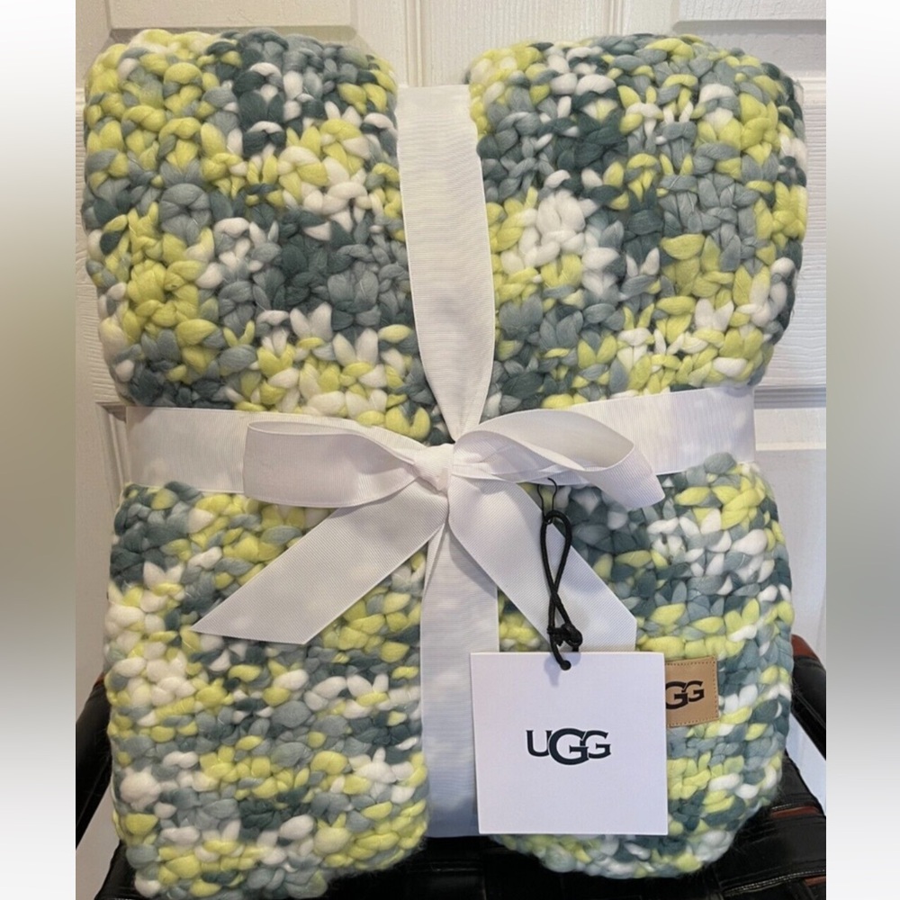 Ugg Sylvie Knit Throw Blanket Multi Green NWT